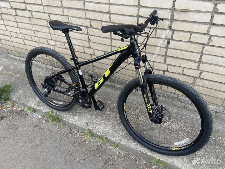 Велосипед gt avalanche 27,5(s)