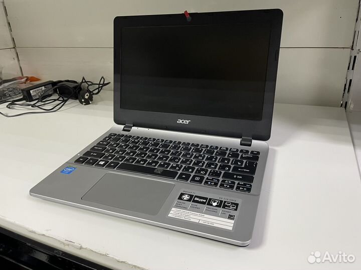 Ноутбук Acer E11 E3-112-C972/Intel GMA HD