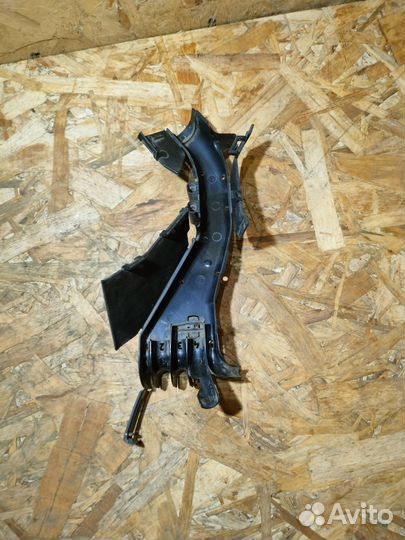 Vag 1J0971615 кожух электропроводки