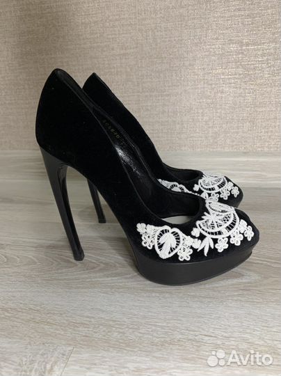 Туфли Alexander McQueen 37