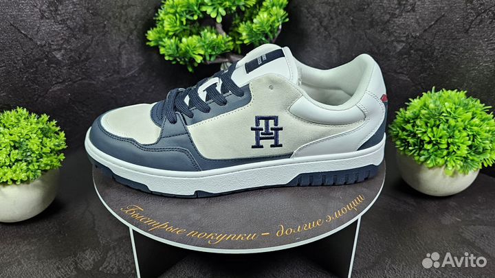 Кроссовки Tommy Hilfiger (42) новые оригинал