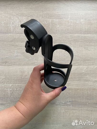 Держатель для стаканов на коляску