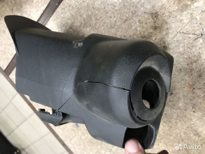 Кожух рулевой колонки Шевроле Авео Т300