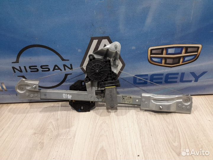 Стеклоподъемник перед Renault logan 2 Прав