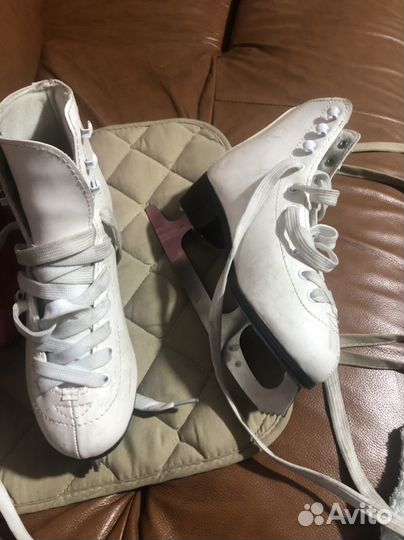 Коньки фигурные