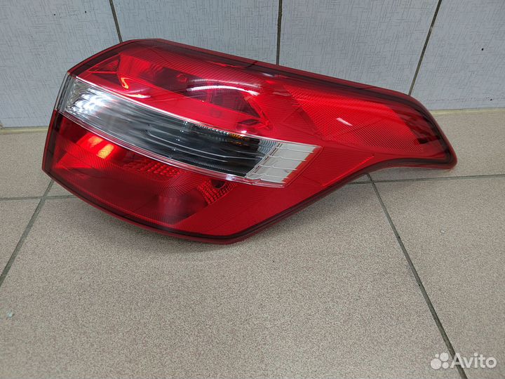 Фонарь задний правый наружный Hyundai Creta