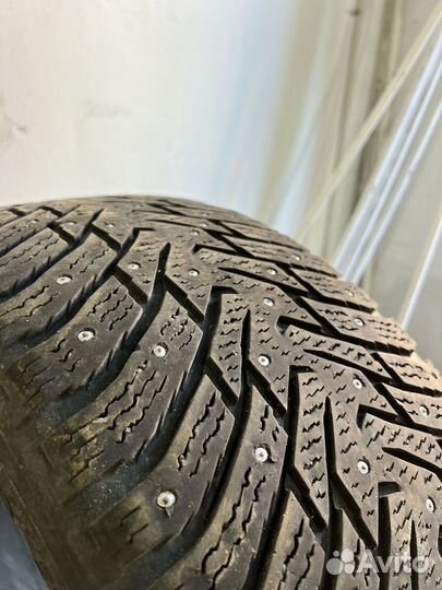 Nokian Tyres Hakkapeliitta 8 255/45 R19 104H