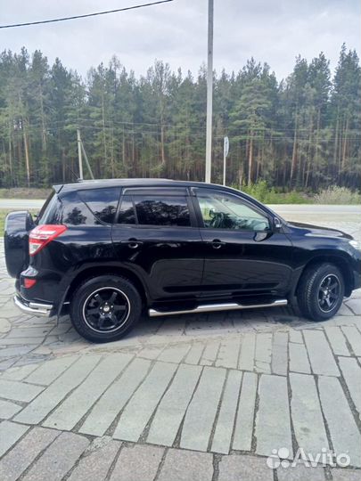 Toyota RAV4 2.0 CVT, 2011, 258 000 км