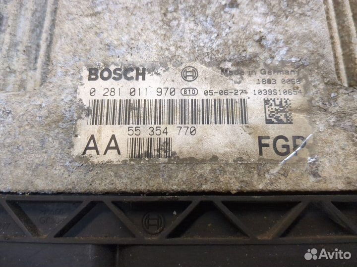 Блок управления двигателем Saab 9-3, 2005