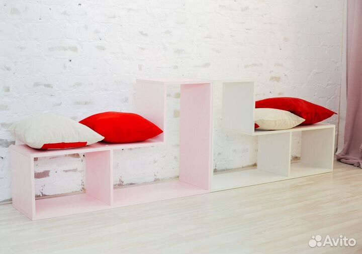 Стеллаж в детскую