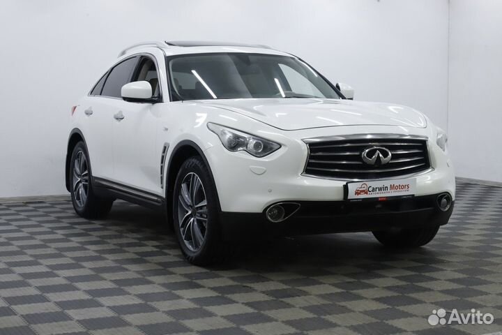 Infiniti FX37, 2011