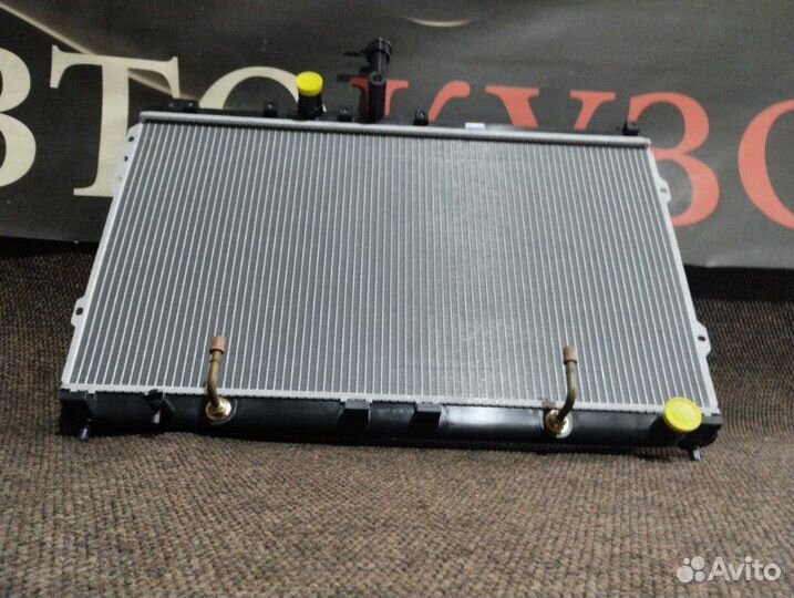 Радиатор охлаждения Hyundai Starex 2008
