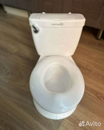 Детский горшок в виде унитаза