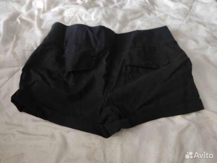 Шорты женские