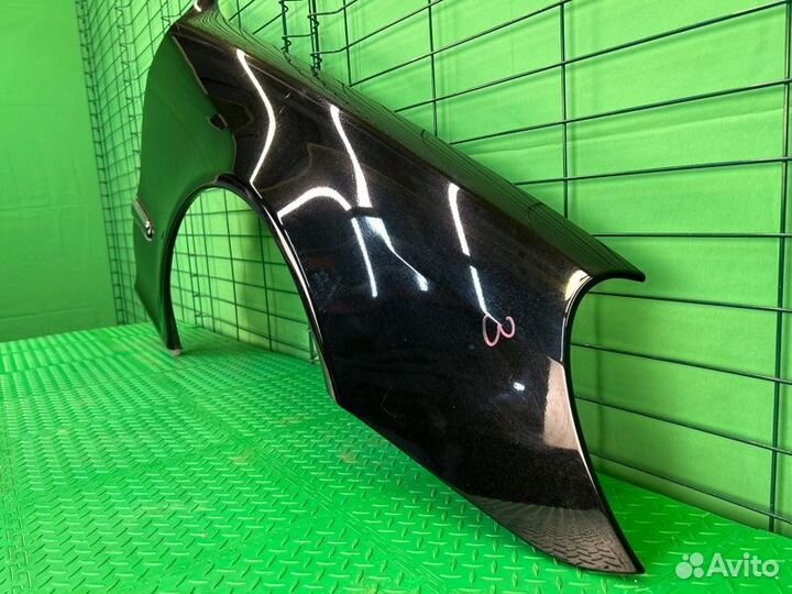 Крыло переднее правое Mercedes-Benz S W220