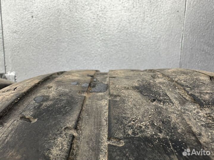 Pirelli P Zero 255/40 R19 100Y