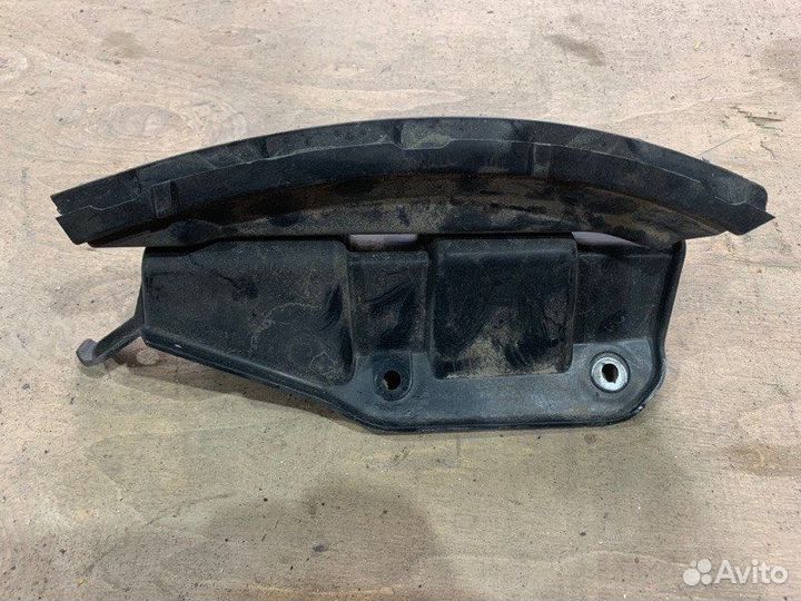 Кронштейн бампера задний левый Audi А6 С6