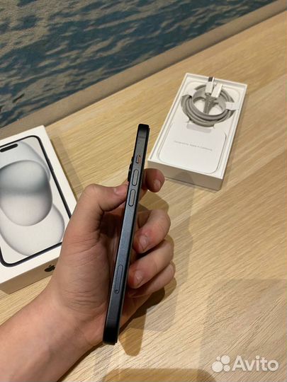 iPhone 15, 128 ГБ