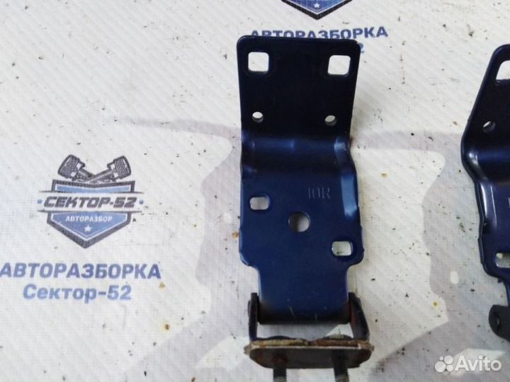 Петля багажника Honda Cr-V RD1