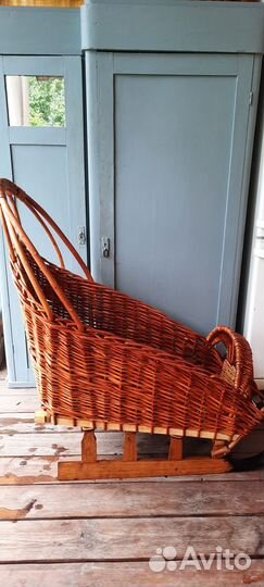 Сани зимние плетенные