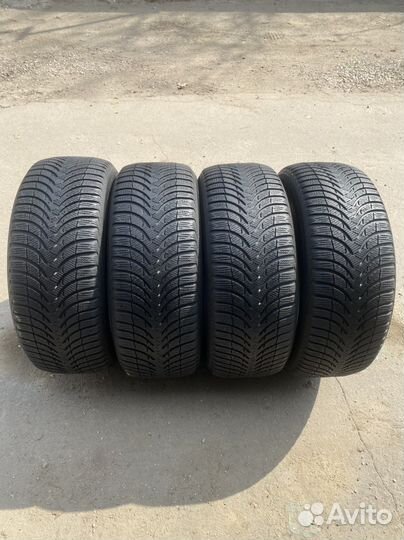 Michelin Alpin A4 215/55 R16 97H
