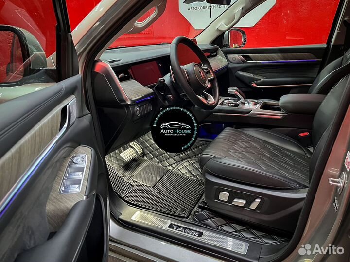 Автомобильный коврик из экокожи