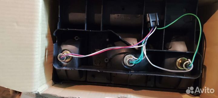 Фара Исудзу Эльф