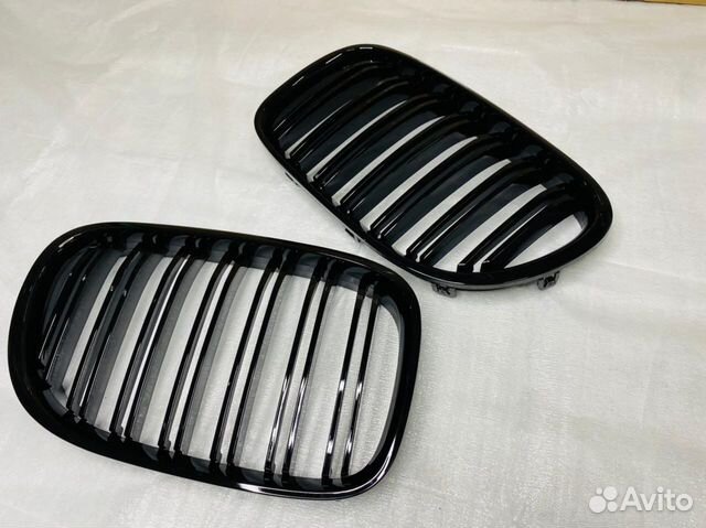 Решешка радиатора F01,03 до рест