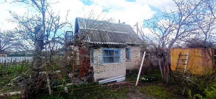 Дача 16 м² на участке 4 сот.