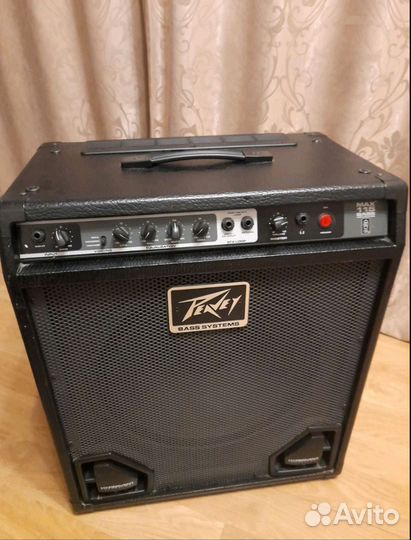 Комбоусилитель