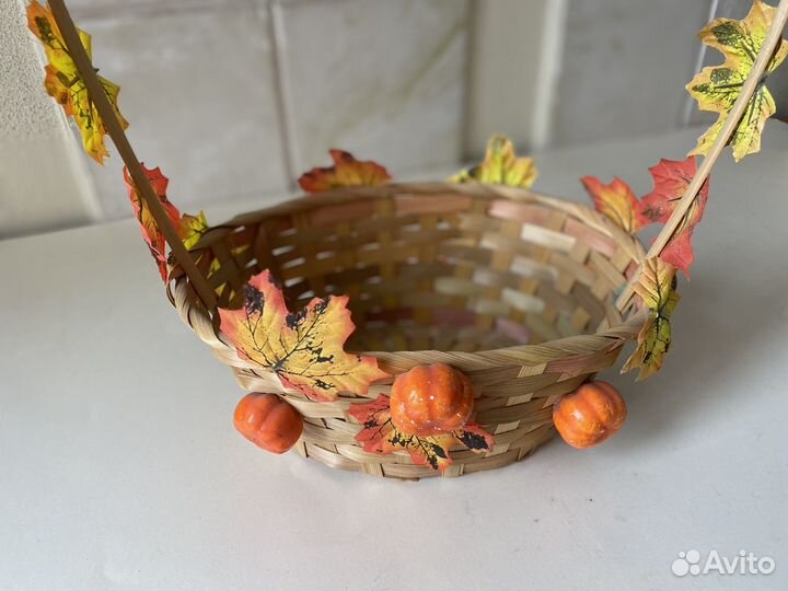 Корзинка плетеная