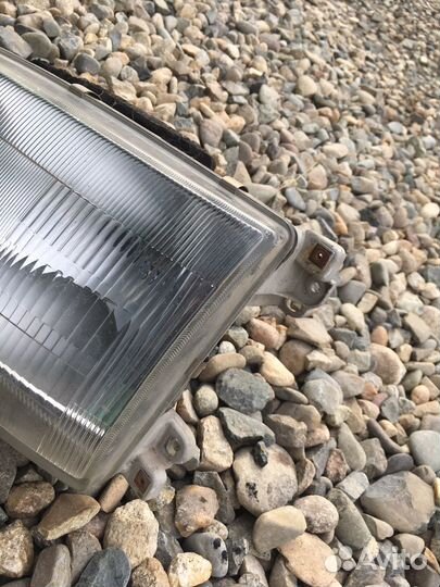 Toyota Hiace 1999 KZH106 фара левая