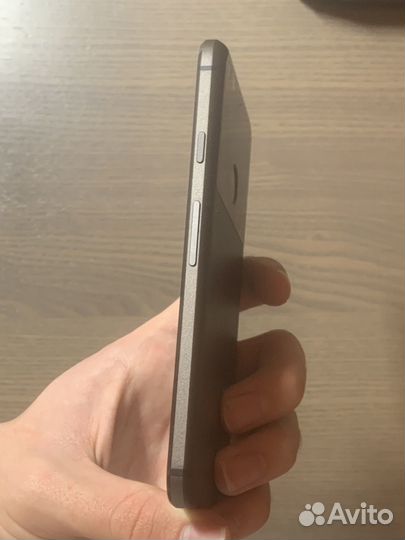 Google Pixel, 4/32 ГБ