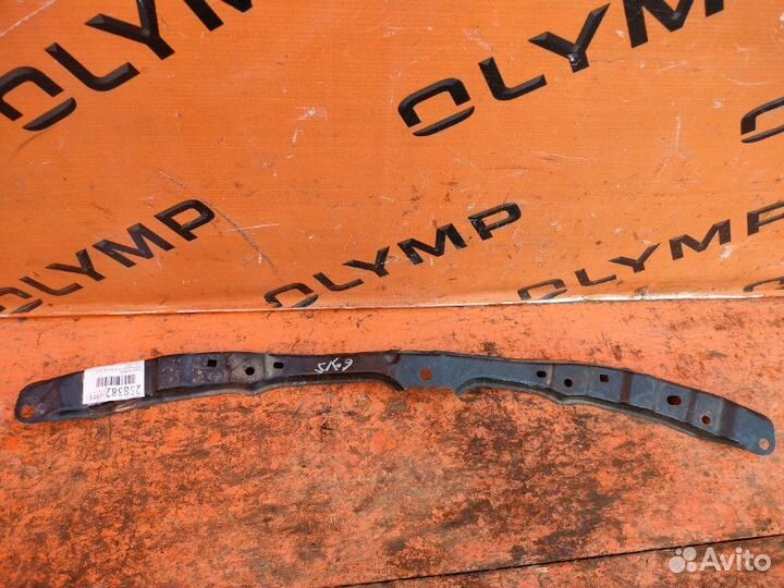 Планка под фары Toyota Aqua NHP10 1NZ-FXE 2013