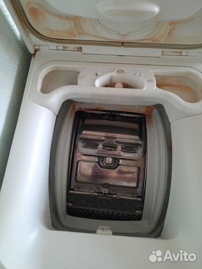 Стиральная машина с вертикальной загрузкой