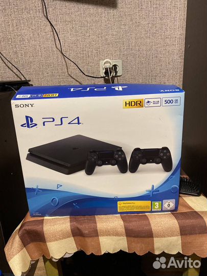 Sony PS4 slim