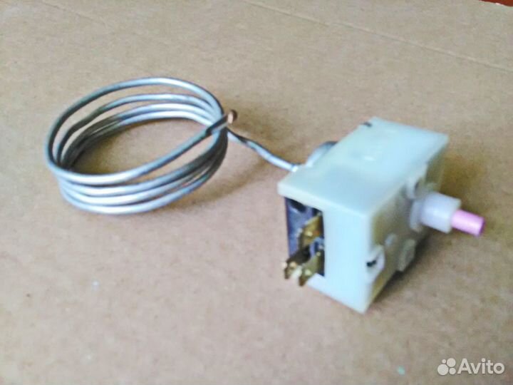 Термореле Т011 (с кнопкой) для холодильников