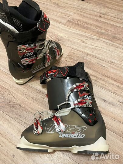 Горнолыжные ботинки