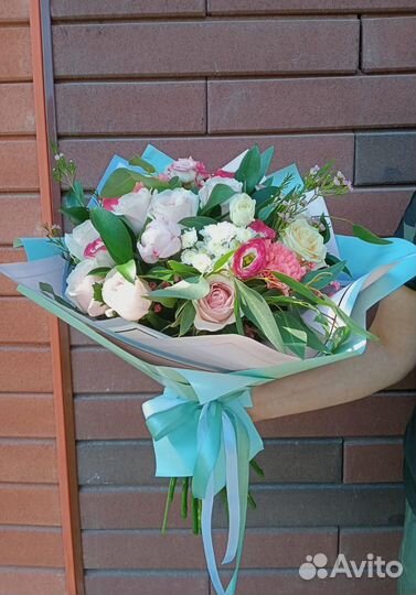 Цветы оптом и в розницу/Букеты на мероприятия