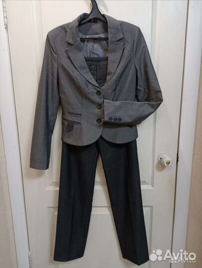 Костюм женский Business line, размер 42
