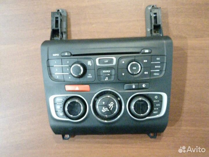 Блок управления климатом магнитолой citroen c4 ц4