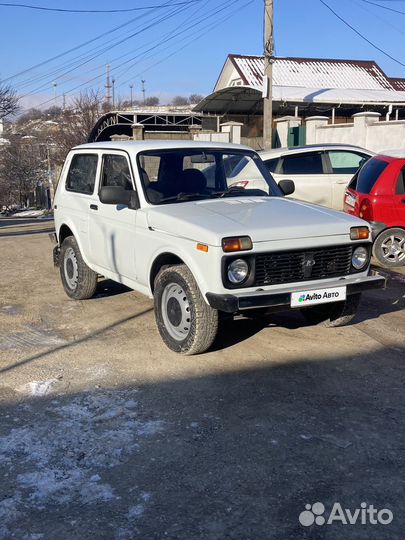 LADA 4x4 (Нива) 1.7 МТ, 2009, 150 000 км