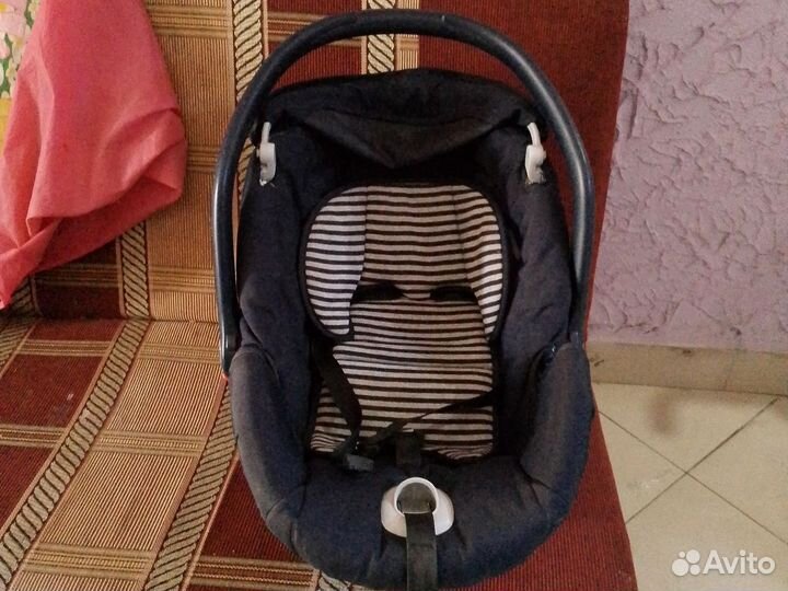 Продаю автокресло детское с рождения до 18кг