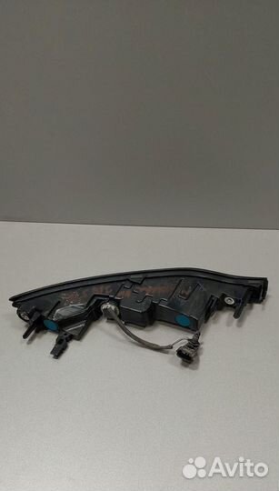 Фонарь противотуманный задний левый Land Rover