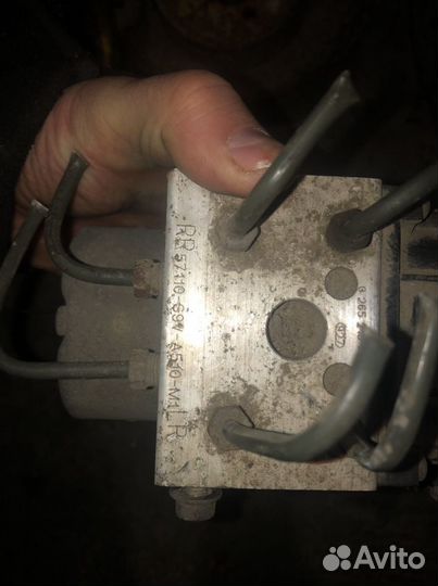 Блок абс Acura MDX YD1