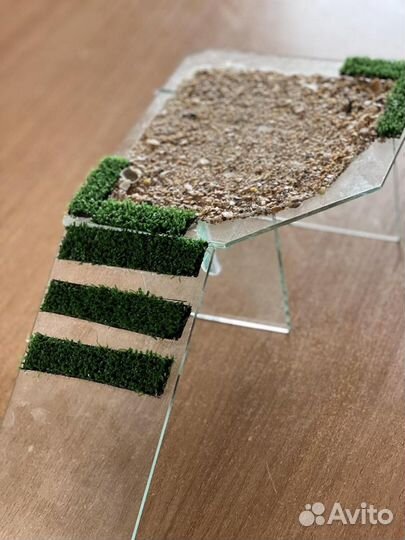 Горка для черепахи