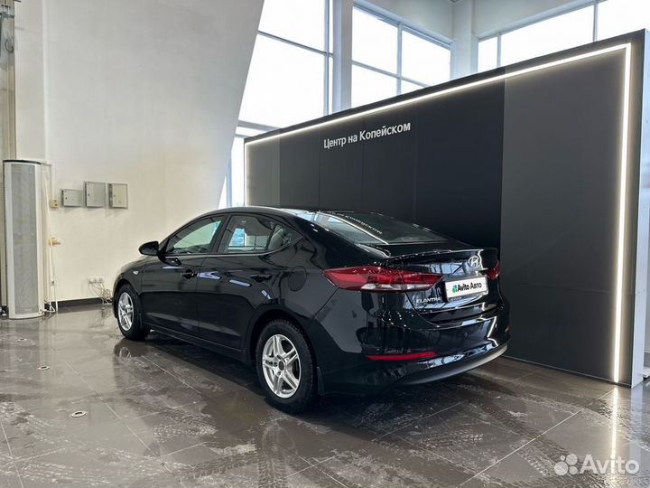 Hyundai Elantra 1.6 AT, 2016, 90 000 км