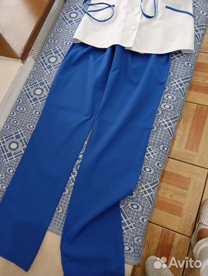 Медицинский костюм 42