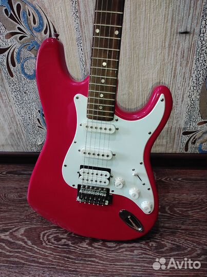 Электрогитара фендер