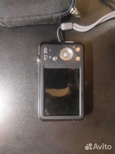 Компактный фотоаппарат lumix